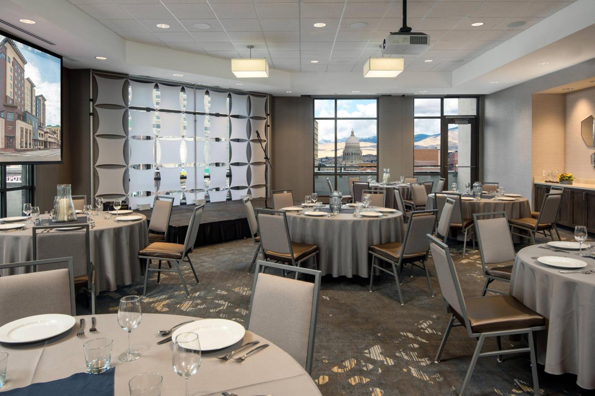 Residence Inn By Marriott Boise Downtown City Center Bagian luar foto